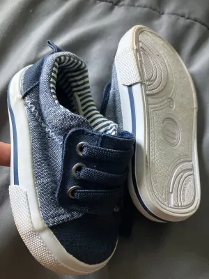 3: Wonder Nation canvas Sneakers Navy Velcro - size Shoes  0-3 (Infant)
