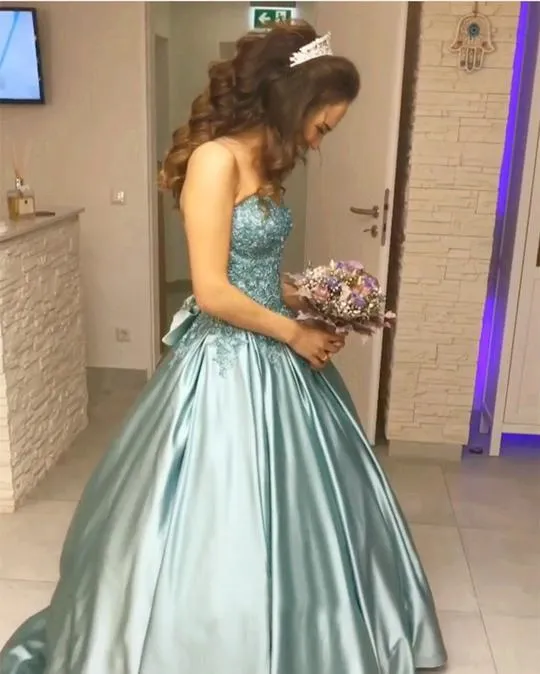 Princess Blue Beaded Sweetheart Strapless Ball Gown Long Prom Dresses PFP0282