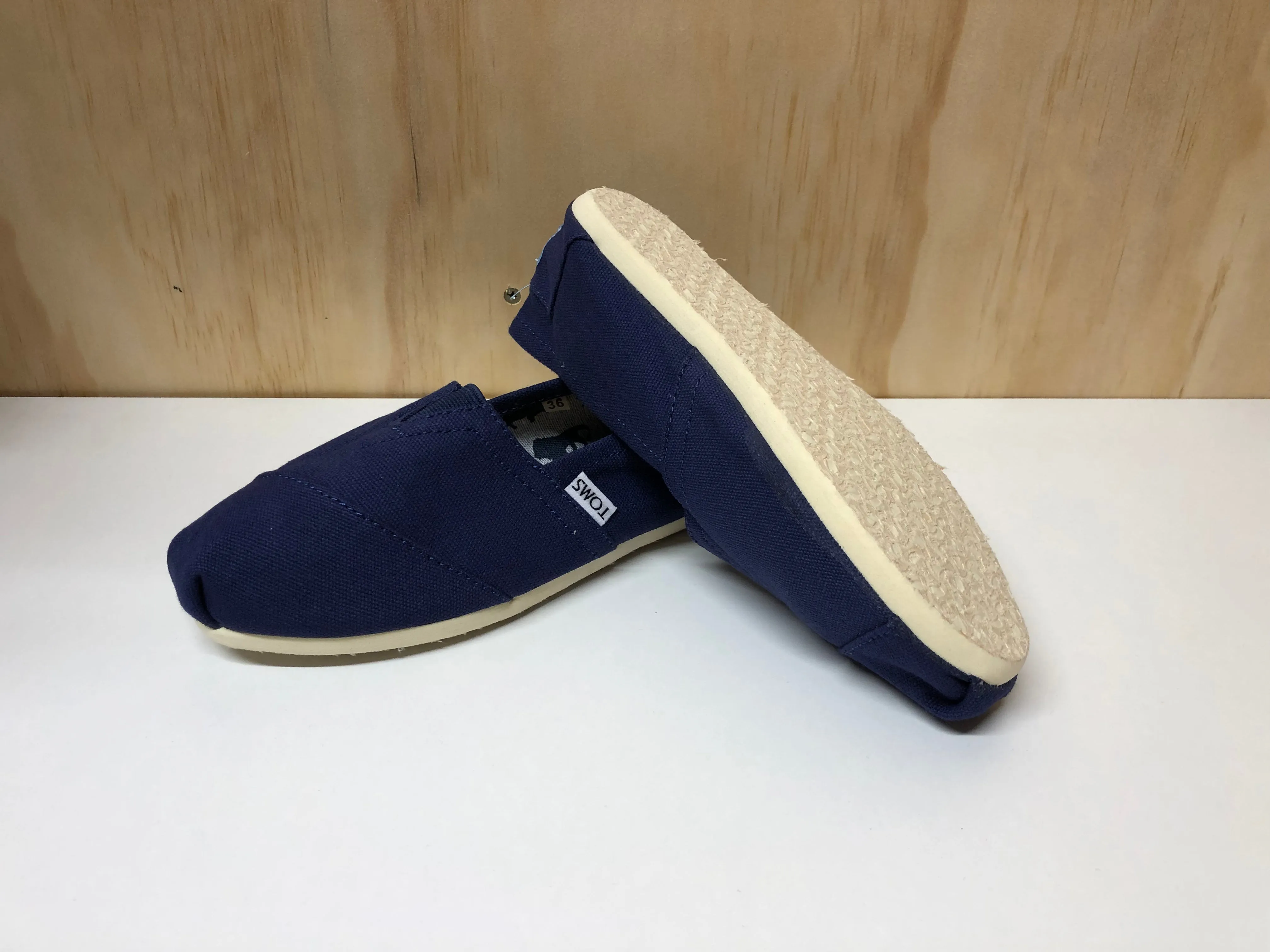 Toms flats- full navy