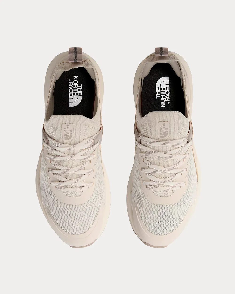 Vectiv™ Hypnum Gardenia White / Silver Grey Running Shoes